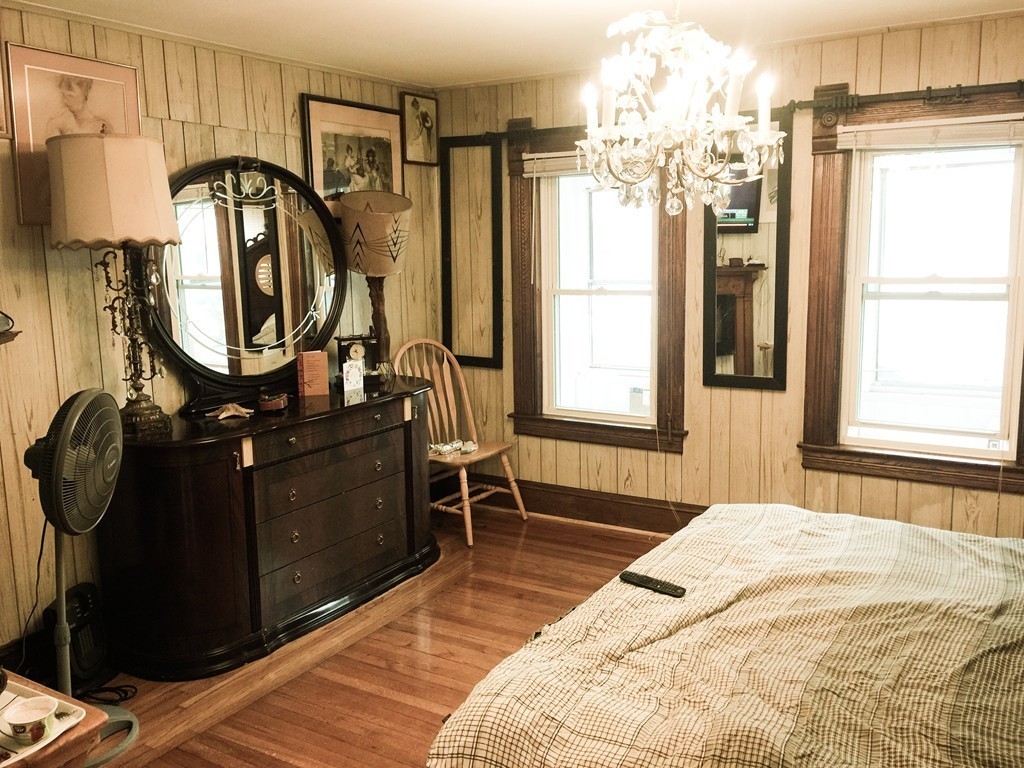 69 Dawes Street Springfield, MA 01109 - Photo 4 of 18 Gallery Image 4