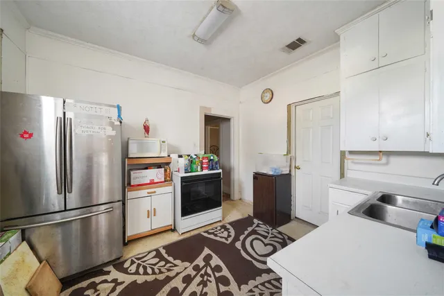 $295,000 | 222 Ingram Street, Matagorda, TX 77457