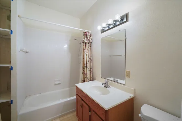 $295,000 | 222 Ingram Street, Matagorda, TX 77457