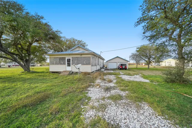 $295,000 | 222 Ingram Street, Matagorda, TX 77457
