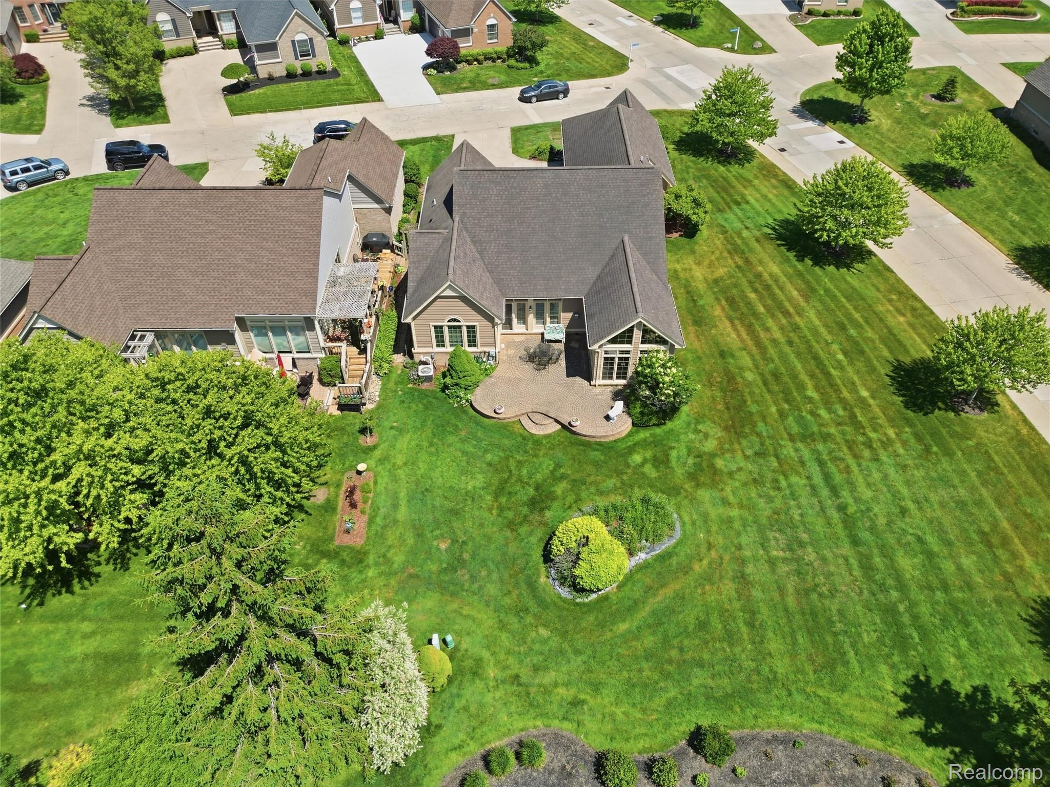 59759 Glacier Ridge North Washington, MI 48094 - Photo 4 of 51