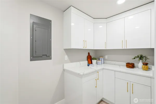 $1,160,000 | 130 203rd Place Southwest, Lynnwood, WA 98036