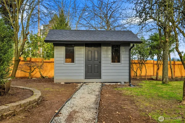 $1,160,000 | 130 203rd Place Southwest, Lynnwood, WA 98036
