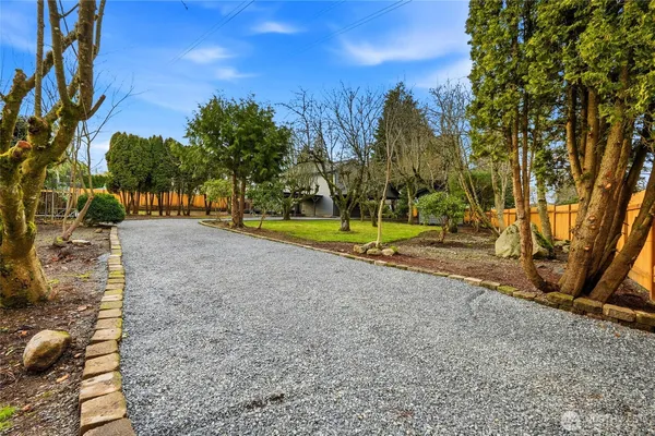 $1,160,000 | 130 203rd Place Southwest, Lynnwood, WA 98036