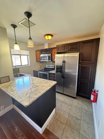 $2,350 | 6409 Granton Avenue, Unit 1D, North Bergen, NJ 07047