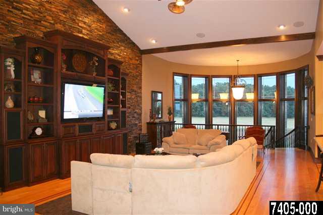 135 Schwartz Road Gettysburg, PA 17325 - Photo 18 of 36