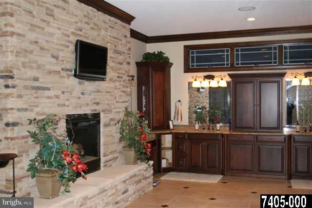135 Schwartz Road Gettysburg, PA 17325 - Photo 5 of 36