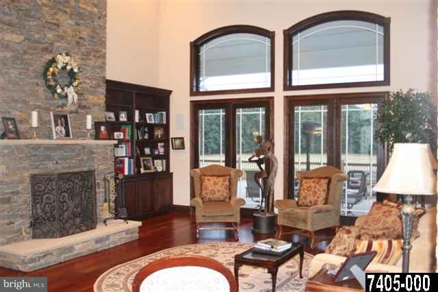 135 Schwartz Road Gettysburg, PA 17325 - Photo 7 of 36