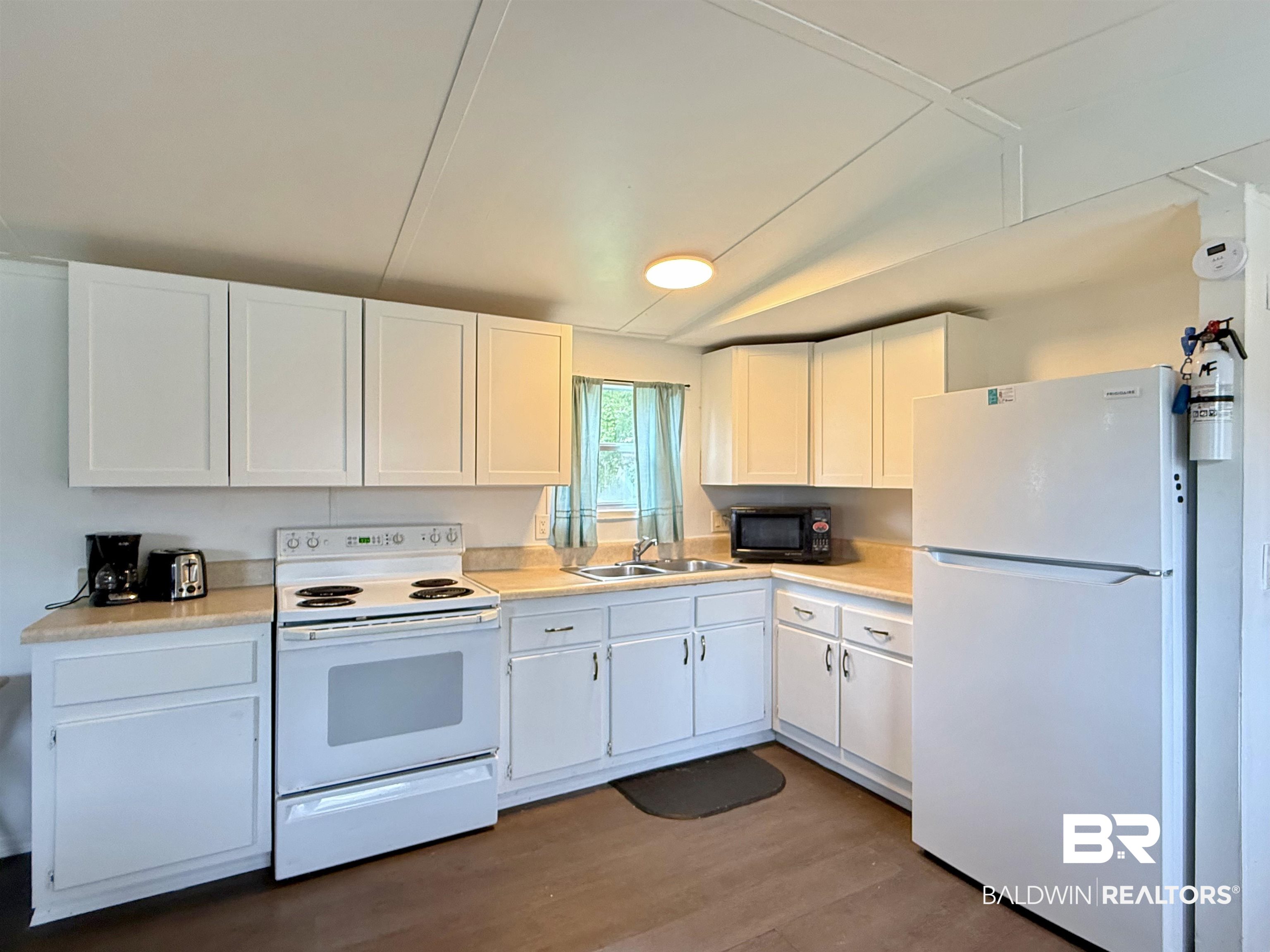 25555 Canal Road, Unit 11 Orange Beach, AL 36561 - Photo 11 of 22 New Upper Cabinets
