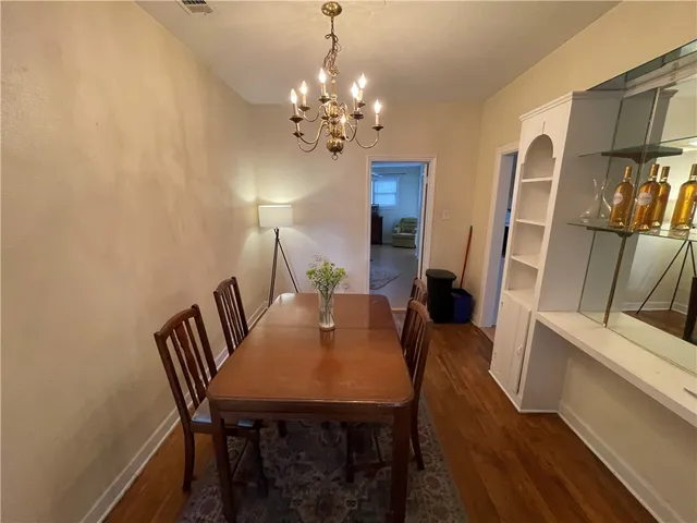 $2,100 | 3106 Robinson Avenue, Austin, TX 78722