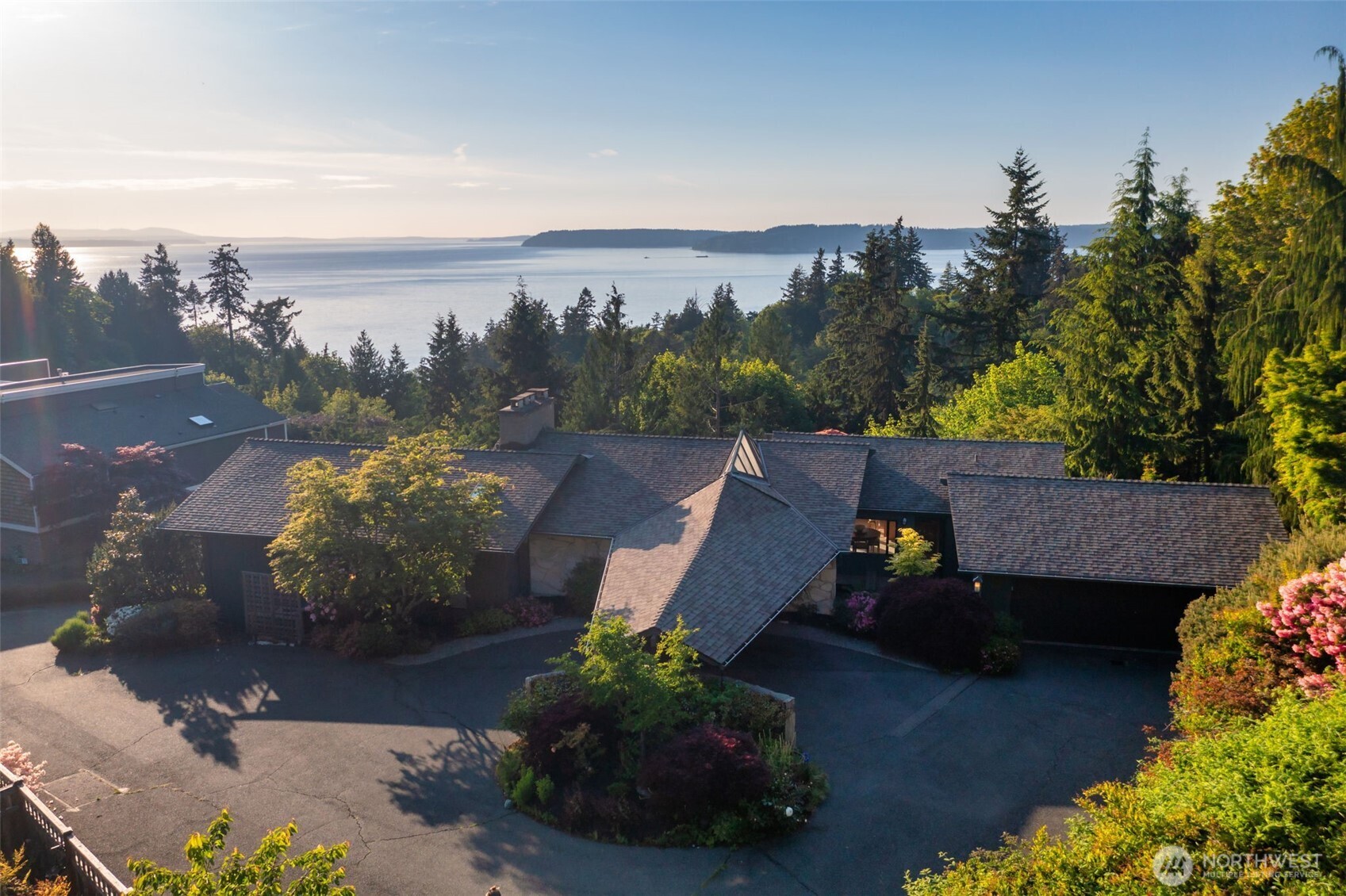 7025 156th Street Southwest Edmonds, WA 98026 - Photo 38 of 40