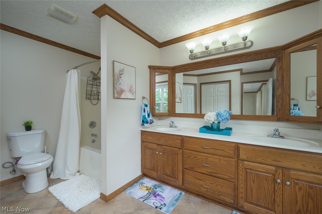 1017 Susan Road Ravenna, OH 44266 - Photo 23 of 34 upper level
