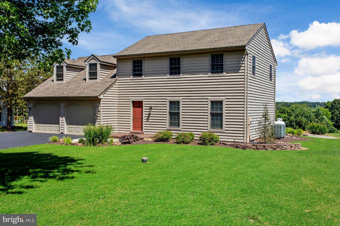 2740 Stoverstown Road Spring Grove, PA 17362 - Photo 2 of 40 Gallery Image 2