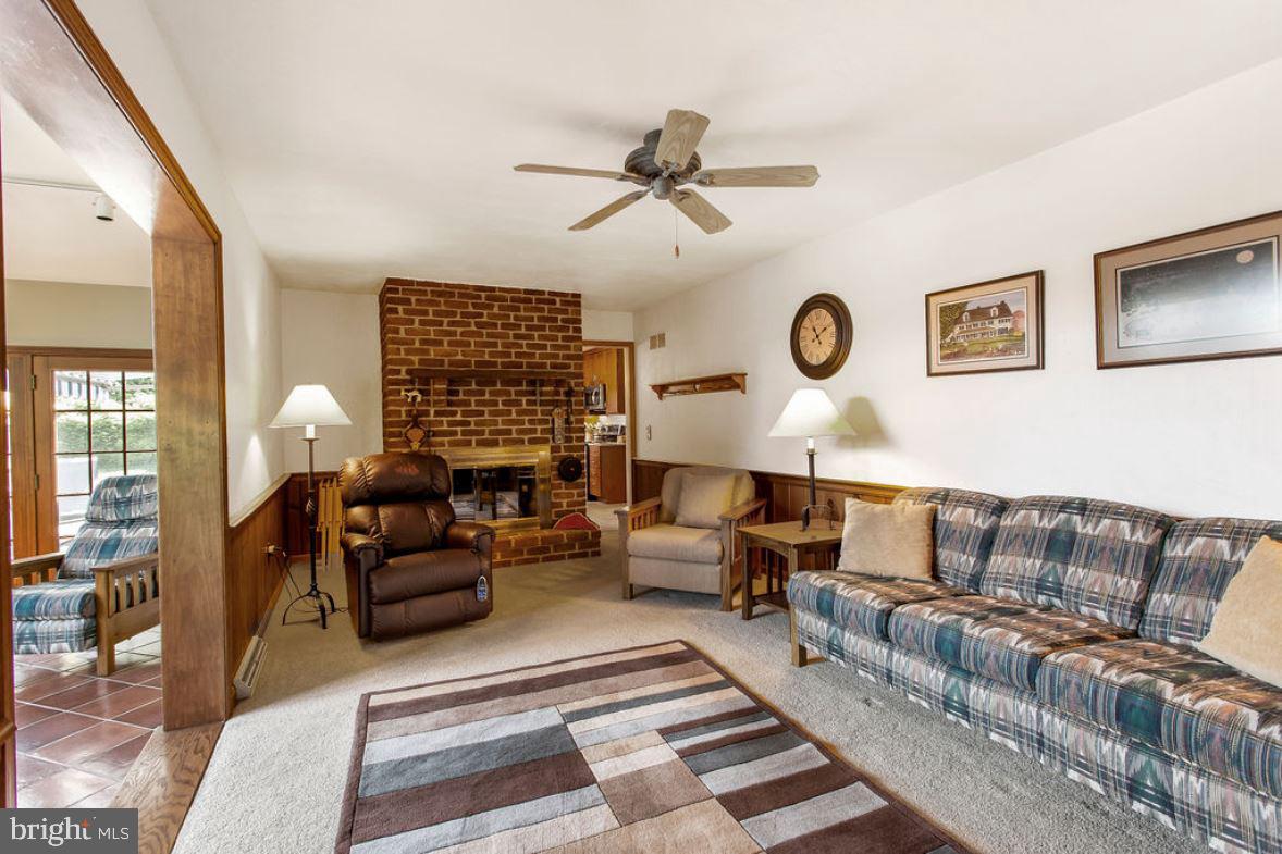 2740 Stoverstown Road Spring Grove, PA 17362 - Photo 16 of 40 Gallery Image 16