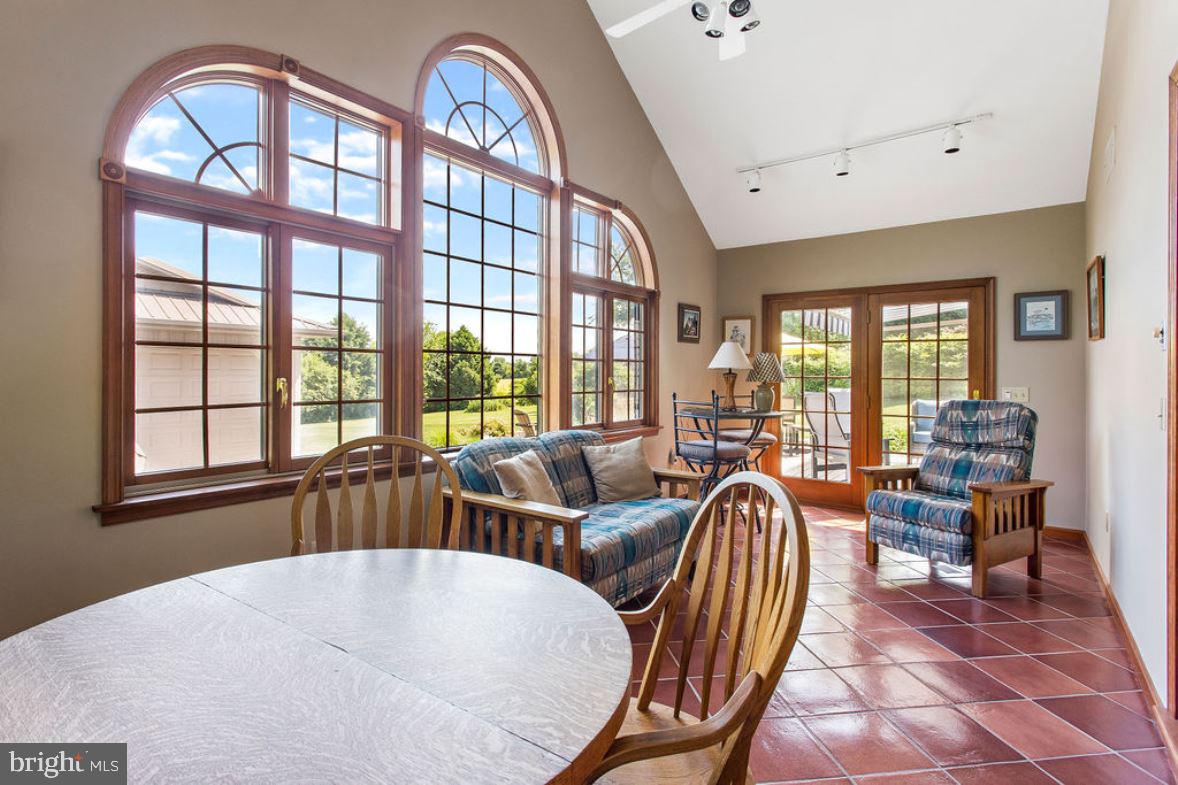 2740 Stoverstown Road Spring Grove, PA 17362 - Photo 17 of 40 Gallery Image 17