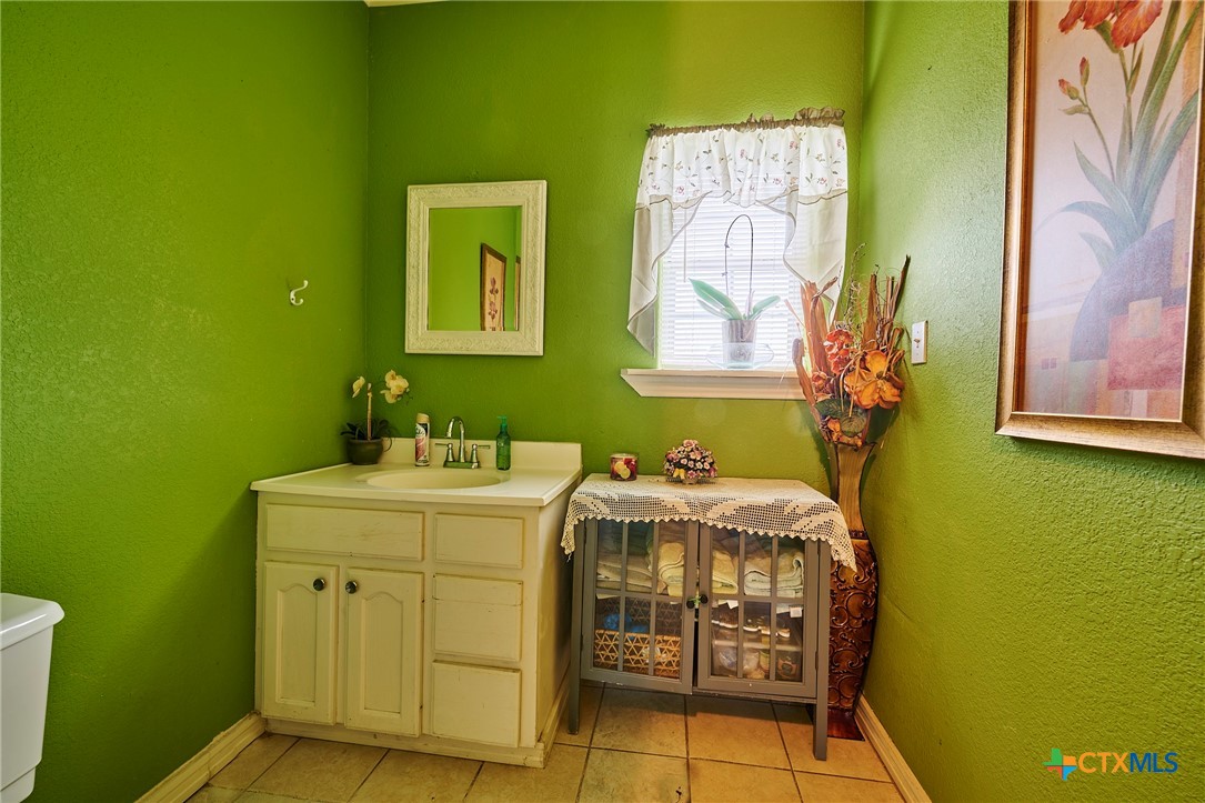 1085 Garrett Trail Maxwell, TX 78656 - Photo 15 of 46