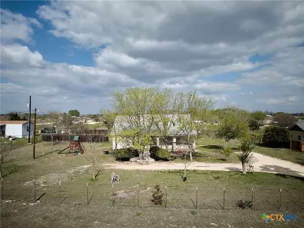 $649,900 | 1085 Garrett Trail, Maxwell, TX 78656