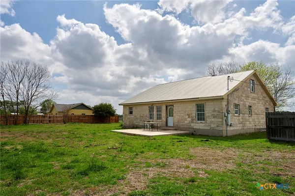 $649,900 | 1085 Garrett Trail, Maxwell, TX 78656