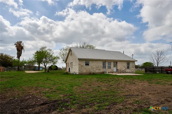 $649,900 | 1085 Garrett Trail, Maxwell, TX 78656