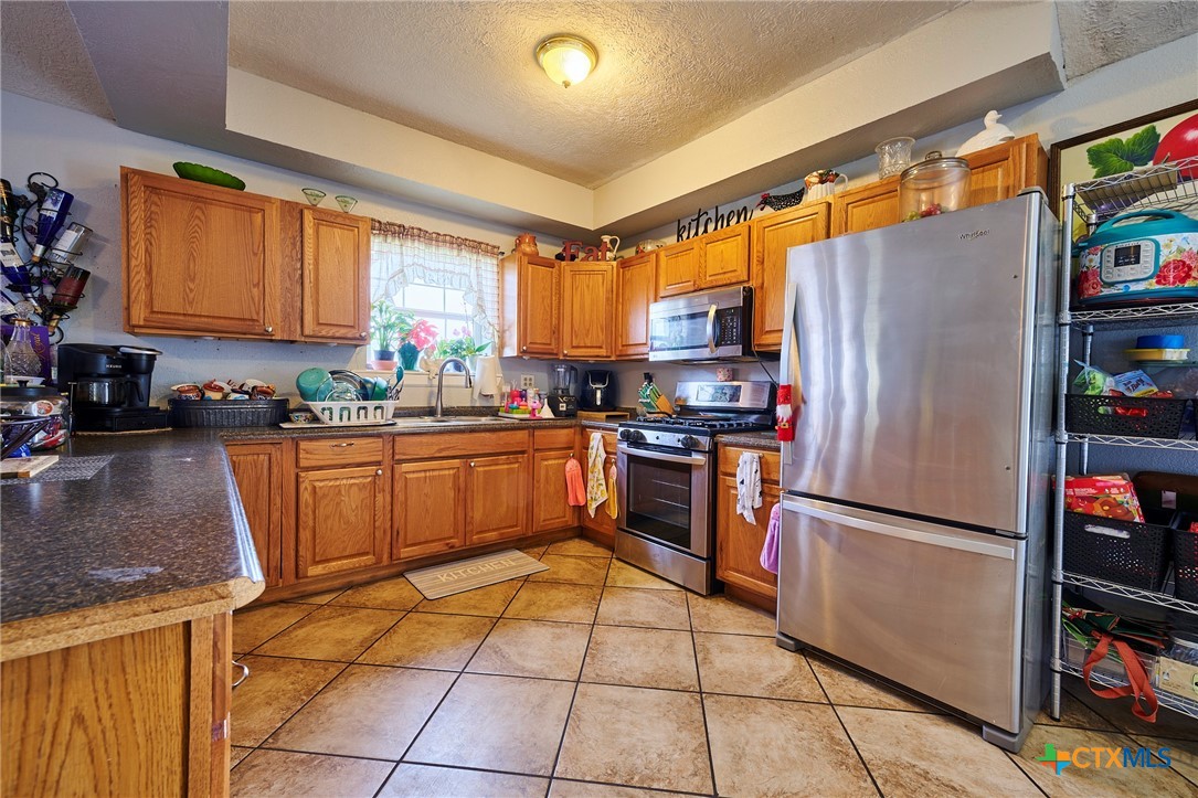 1085 Garrett Trail Maxwell, TX 78656 - Photo 10 of 46