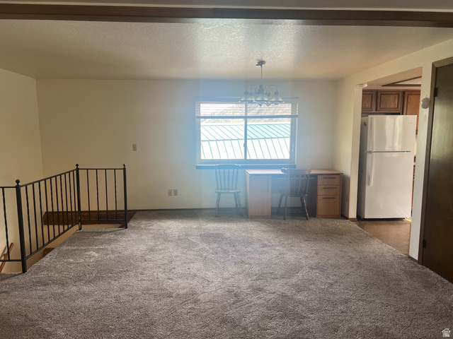 819 Castle Gate Circle Helper, UT 84526 - Photo 4 of 36 Dining area