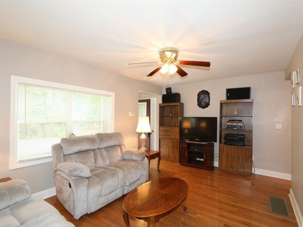 1692 Independence Road Independence, KY 41051 - Photo 3 of 17