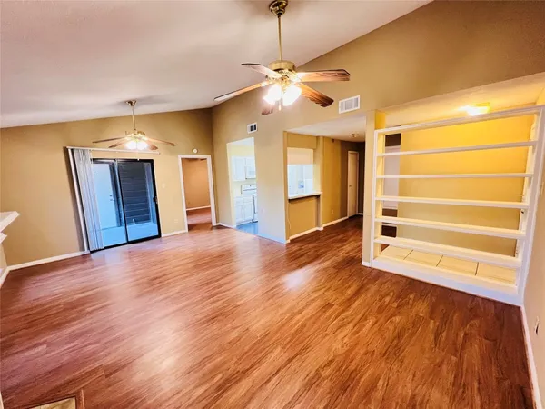 $1,550 | 12755 Mill Ridge Drive, Unit 311, Cypress, TX 77429