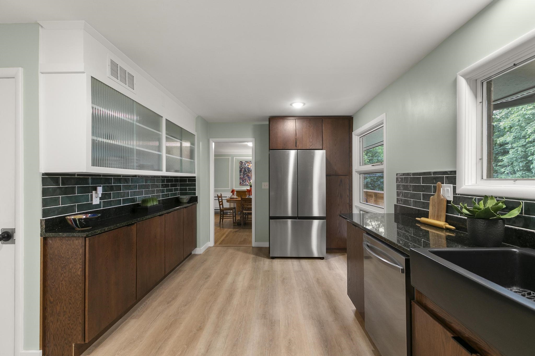 1239 Union Street Manchester, NH 03104 - Photo 12 of 53 Gallery Image 12