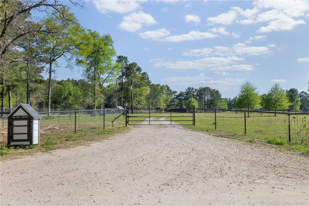 5890 Magan Road Navasota, TX 77868 - Photo 20 of 33 a view of swimming pool with a backyard