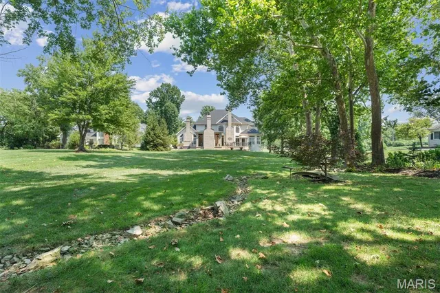 $2,279,000 | 2409 North Ballas Road, Town and Country, MO 63131