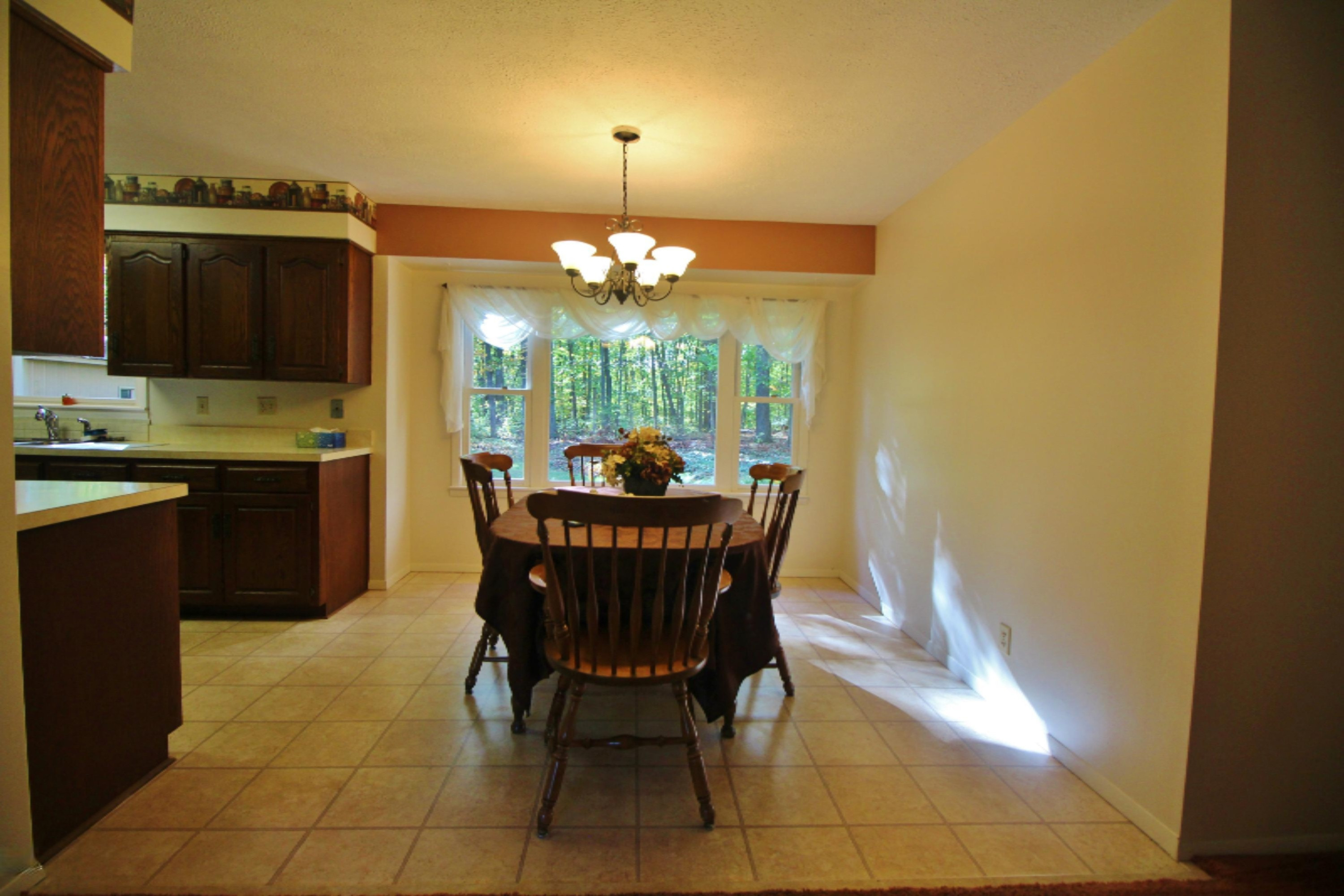 8072 Chapel Road Niles, MI 49120 - Photo 8 of 25 Sun filled dining room