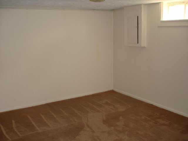 3900 Lexmont Road Columbus, OH 43228 - Photo 8 of 10 Gallery Image 8