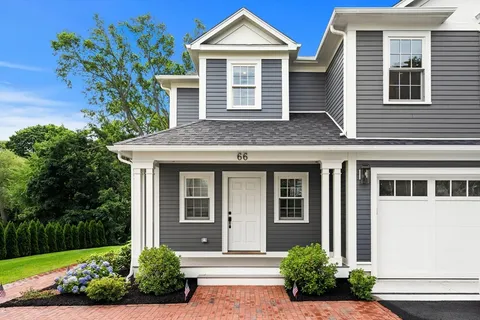 $1,879,000 | 66 Pleasant Street, Unit 2, Marblehead, MA 01945