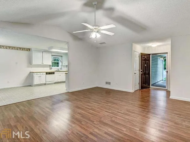 $1,950 | 2804 James Henry Drive, Dacula, GA 30019