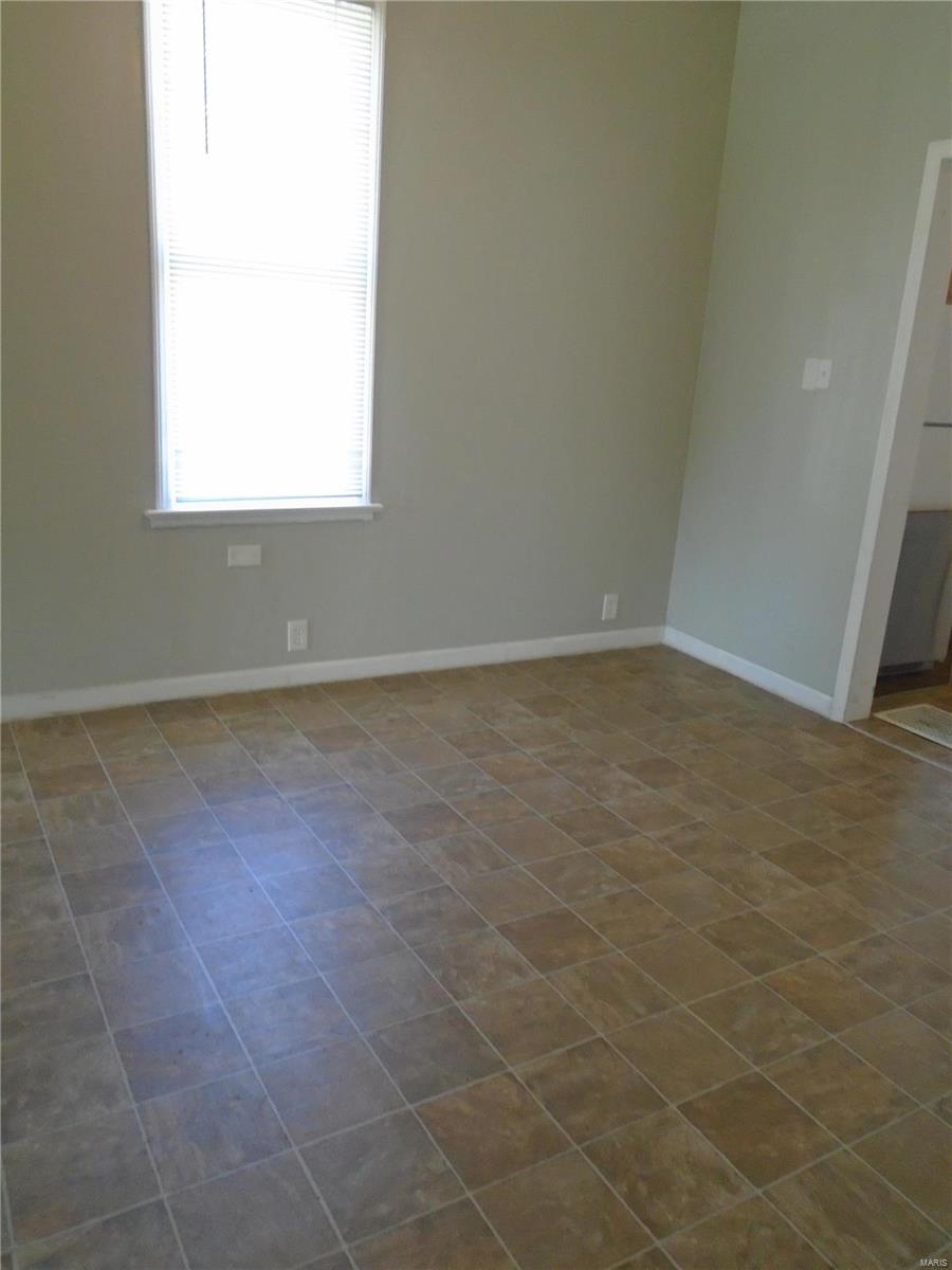 10 North Indiana Avenue Belleville, IL 62221 - Photo 14 of 26