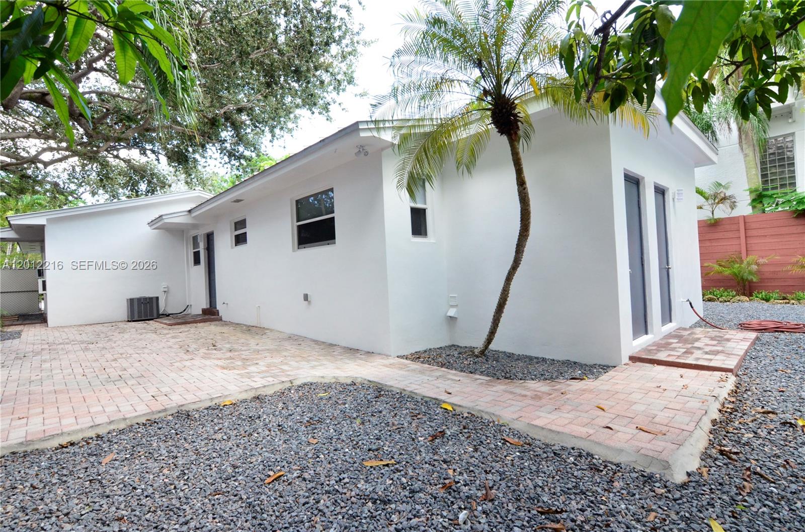 3050 Virginia Street, Unit FRONT Miami, FL 33133 - Photo 14 of 15
