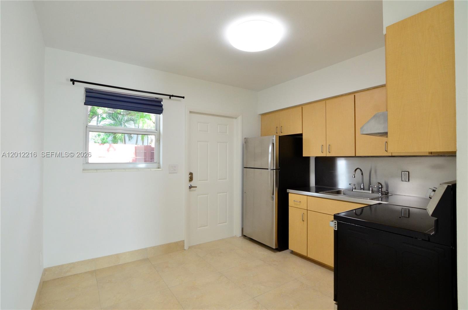 3050 Virginia Street, Unit FRONT Miami, FL 33133 - Photo 4 of 15