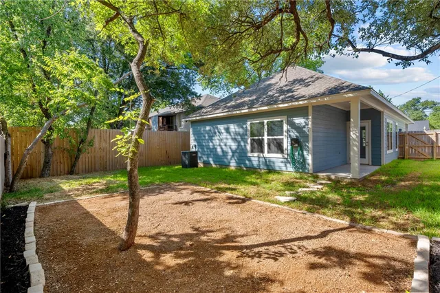 $2,200 | 1314 Antone Street, Bryan, TX 77803