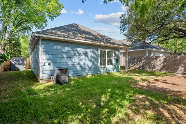 $2,200 | 1314 Antone Street, Bryan, TX 77803