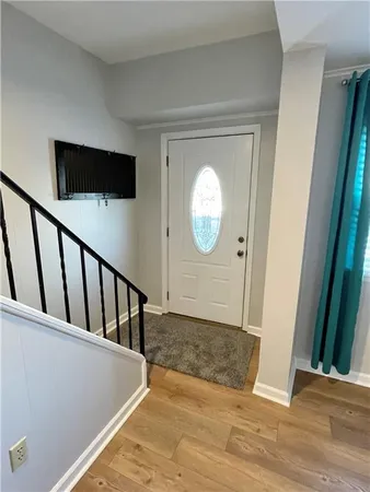 $1,250 | 900 Perry Highway, Pittsburgh, PA 15229