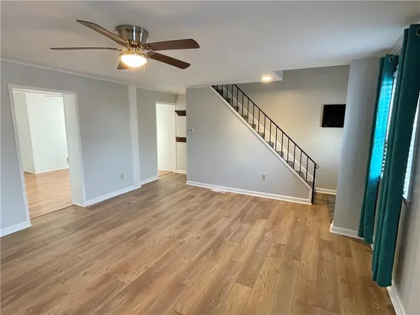 $1,250 | 900 Perry Highway, Pittsburgh, PA 15229