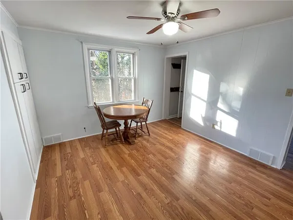 $1,250 | 900 Perry Highway, Pittsburgh, PA 15229