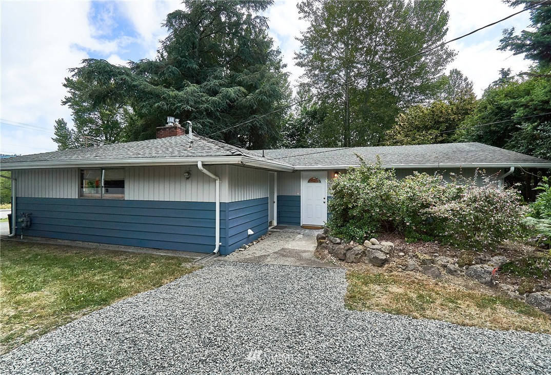 18405 Southeast 128th Street Renton, WA 98059 - Photo 2 of 24
