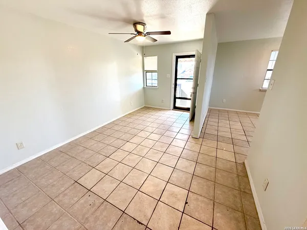 $1,250 | 509 Meadow Forge, Unit A, Converse, TX 78109