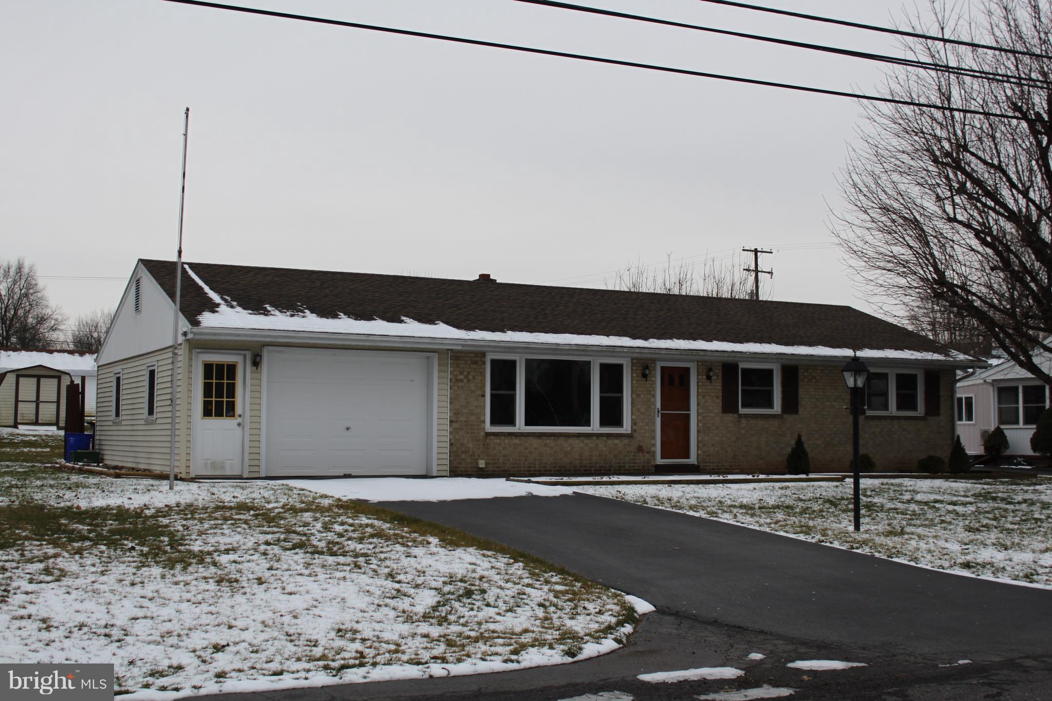 2560 Locust Road Dover, PA 17315 - Photo 2 of 23 Gallery Image 2
