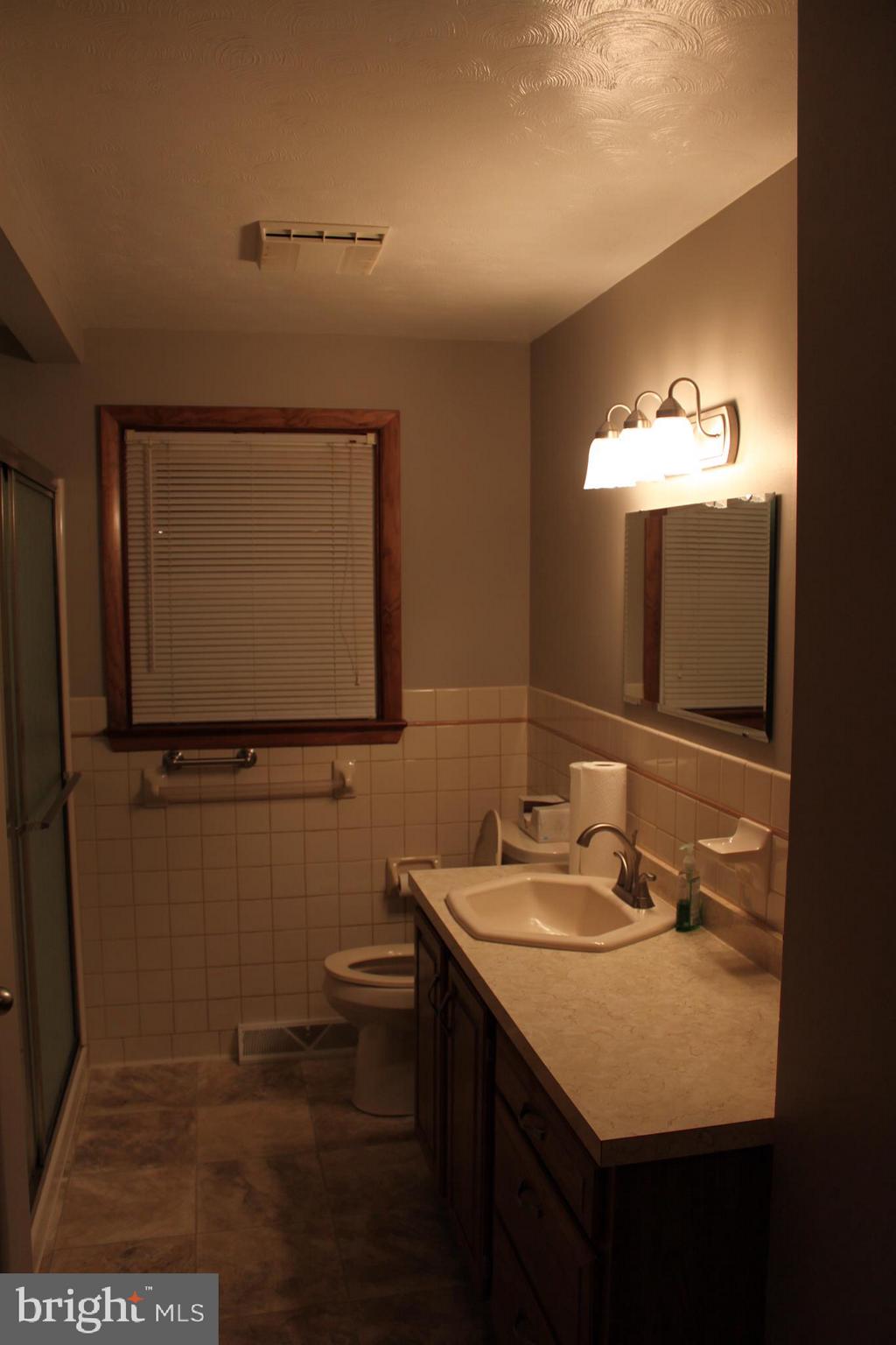 2560 Locust Road Dover, PA 17315 - Photo 14 of 23 Gallery Image 14
