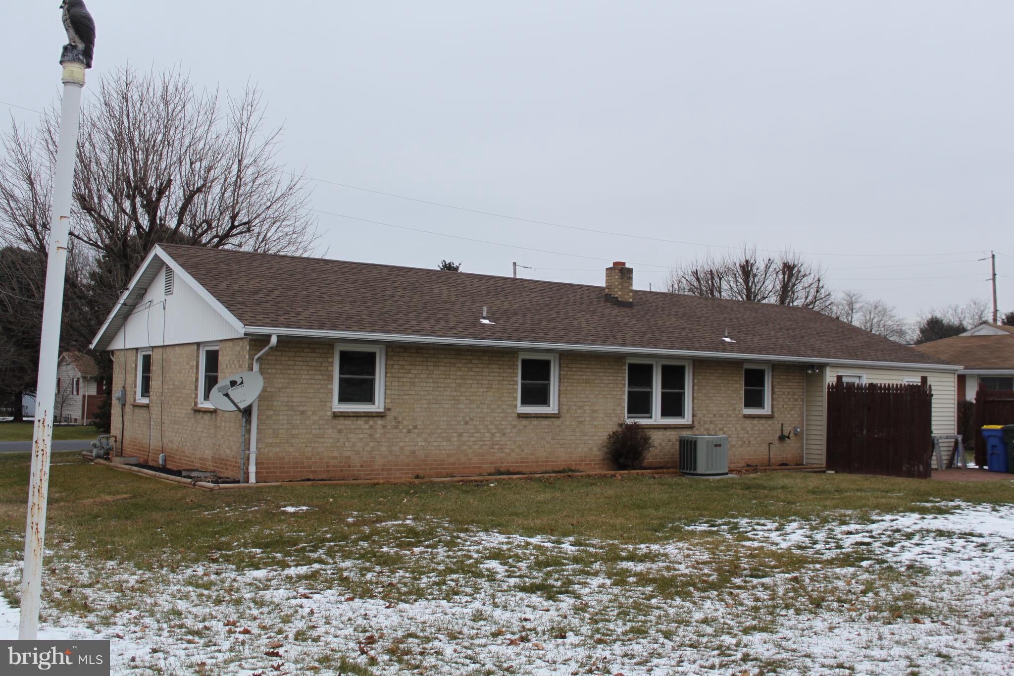 2560 Locust Road Dover, PA 17315 - Photo 5 of 23 Gallery Image 5