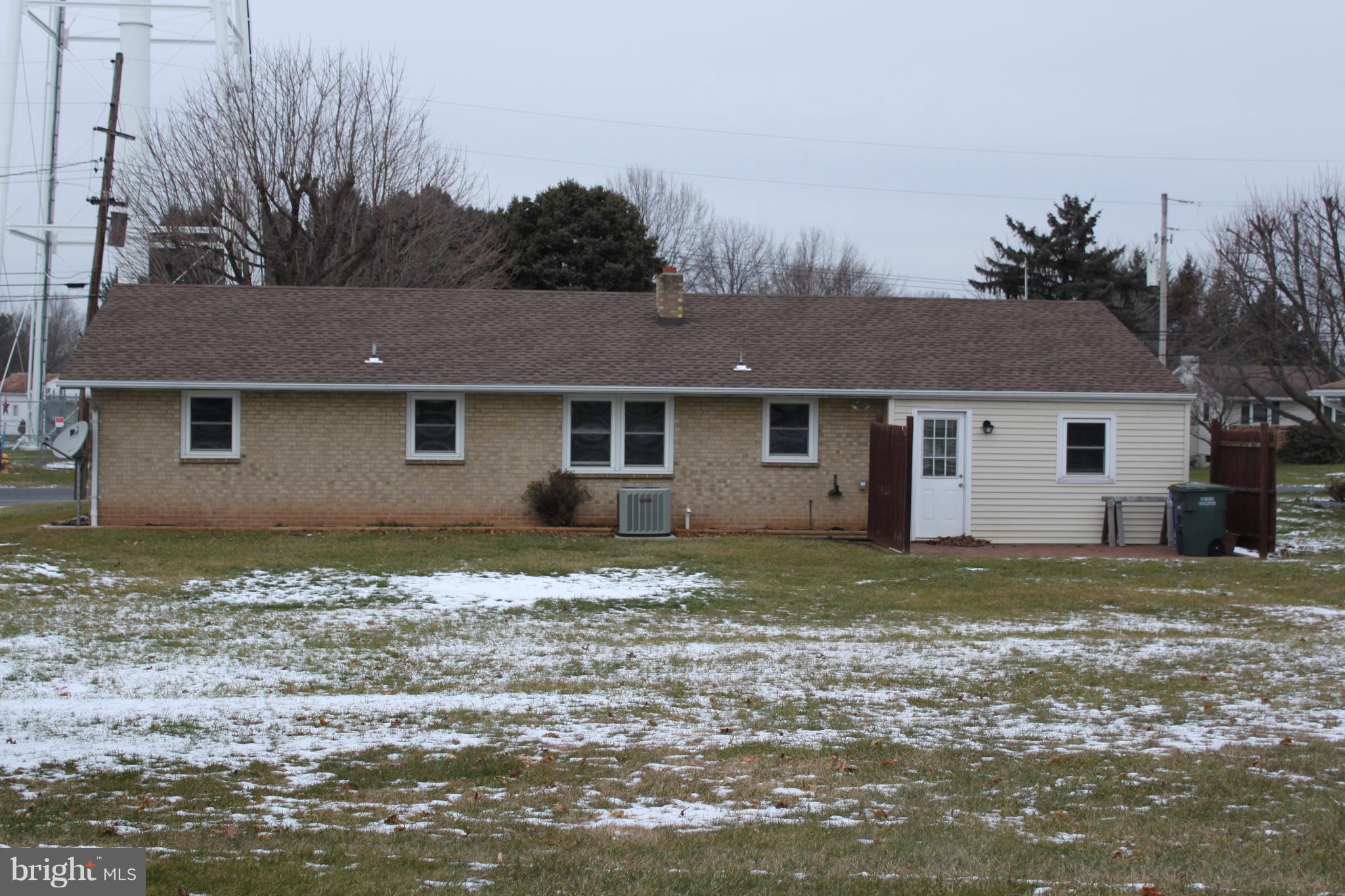 2560 Locust Road Dover, PA 17315 - Photo 6 of 23 Gallery Image 6