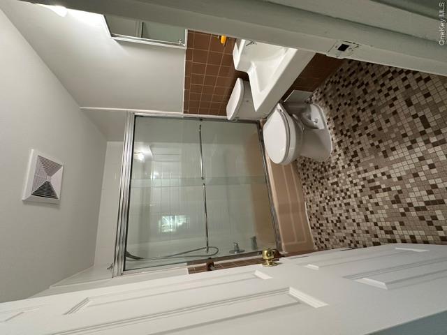 85 Springville Road Hampton Bays, NY 11946 - Photo 14 of 16 Gallery Image 14