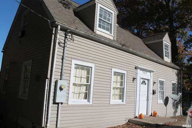 $80,000 | 502 West Freeman Street, Unit 1, Carbondale, IL 62901